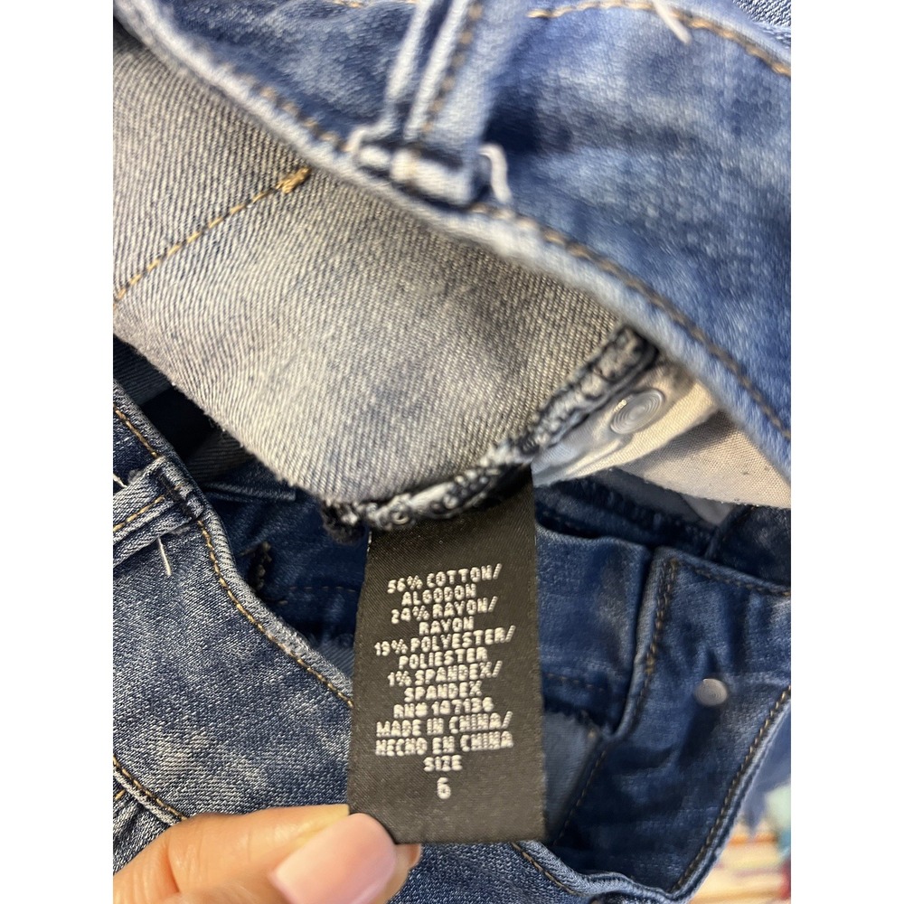 1822 Jeans With Distressed Hem Size 6 Stretch - Picture 8 of 9
